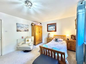 Photo 14- click for photo gallery